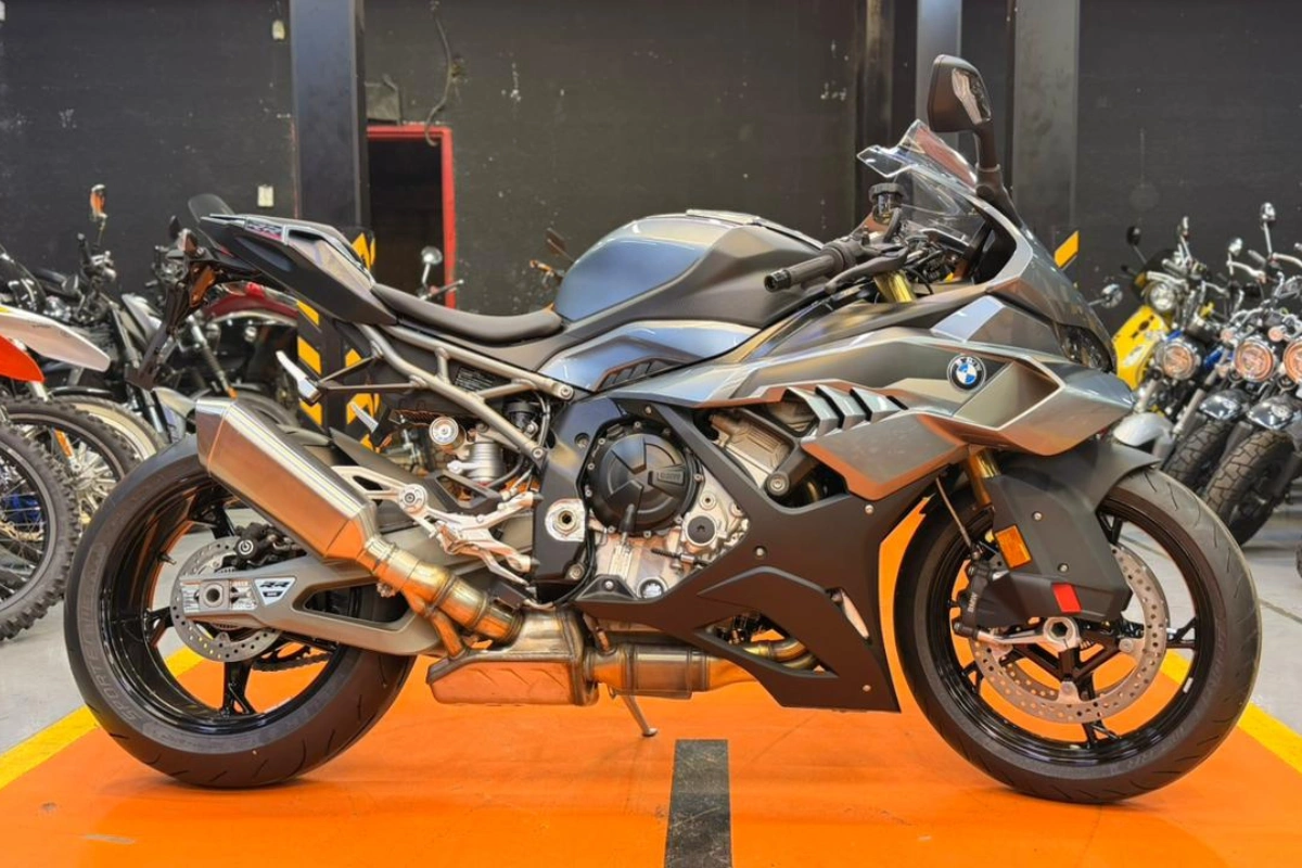 BMW S1000 RR 2025