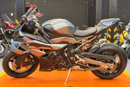 BMW S1000RR