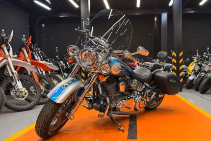 HARLEY DAVIDSON DELUXE CVO