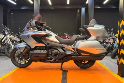 HONDA GOLDWING 2025