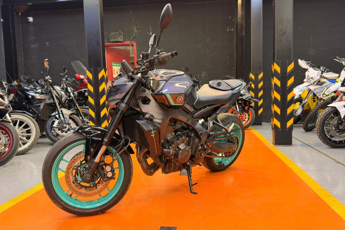 YAMAHA MT09 2 YAMAHA MT09 2024