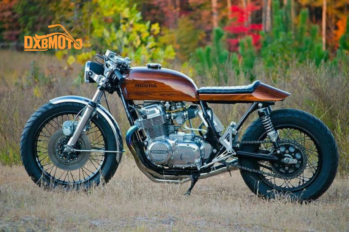 Honda vs Triumph Retro Bikes